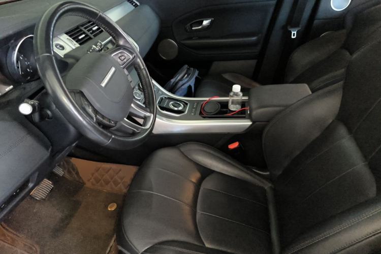 Used Land Rover Range Evoque 2017 2.0T SE Smart Glow Edition Left Front Seat