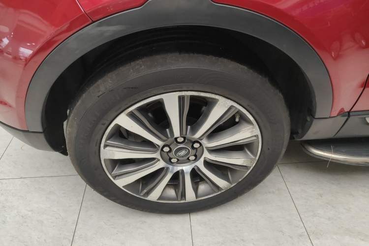 Used Land Rover Range Evoque 2017 2.0T British-Style Prestige Edition Left Front Wheel Hub