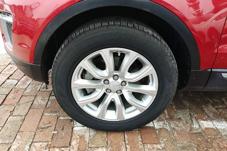 Used Land Rover Range Evoque 2017 2.0T PURE Style Edition Left Front Wheel Hub