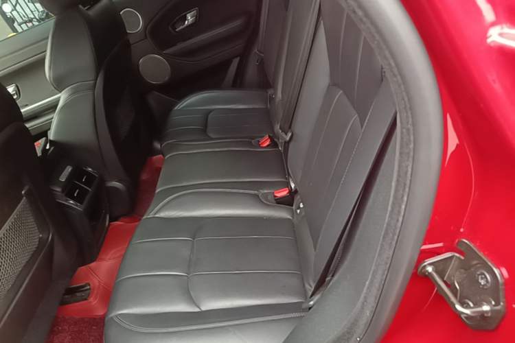 Used Land Rover Range Evoque 2017 2.0T PURE Style Edition Left Rear Seat