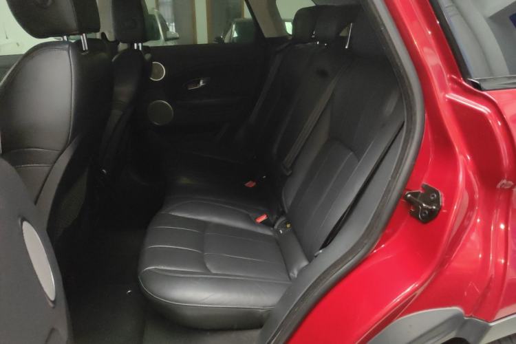 Used Land Rover Range Evoque 2017 2.0T British-Style Prestige Edition Left Rear Seat