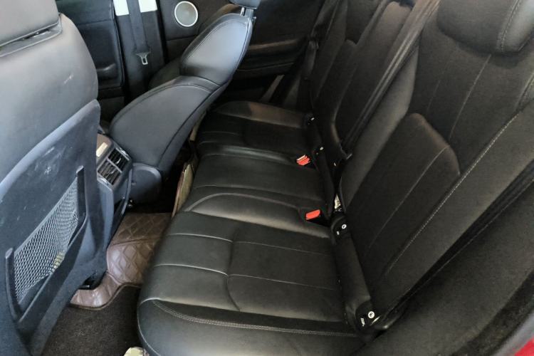 Used Land Rover Range Evoque 2017 2.0T SE Smart Glow Edition Left Rear Seat