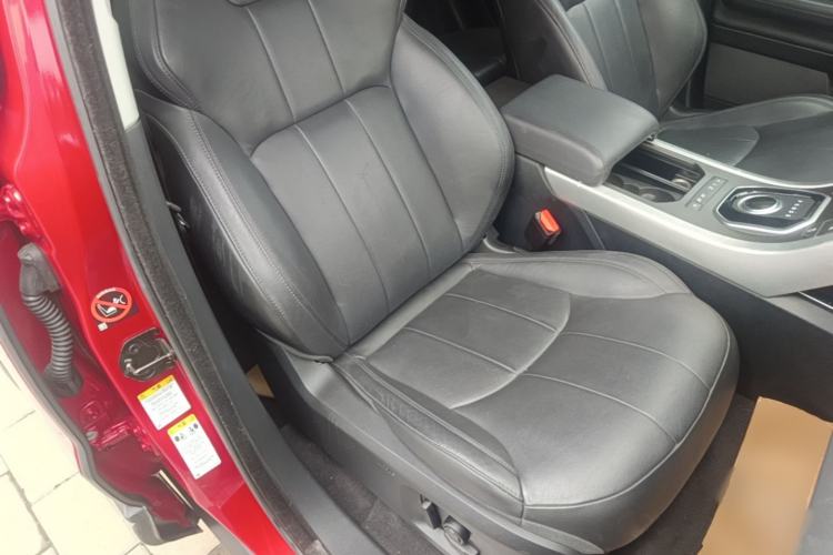 Used Land Rover Range Evoque 2017 2.0T British-Style Prestige Edition Right Front Seat