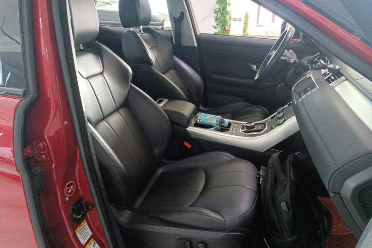 Used Land Rover Range Evoque 2017 2.0T British-Style Prestige Edition Right Front Seat