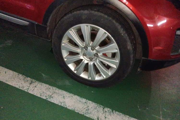 Used Land Rover Range Evoque 2017 2.0T SE Smart Glow Edition Right Front Wheel Hub