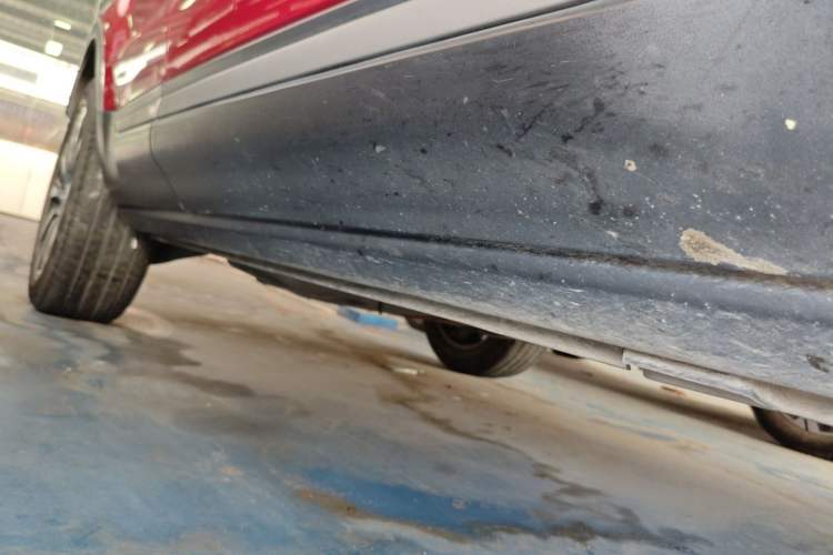 Used Land Rover Range Evoque 2017 2.0T British-Style Prestige Edition Right Side Sill