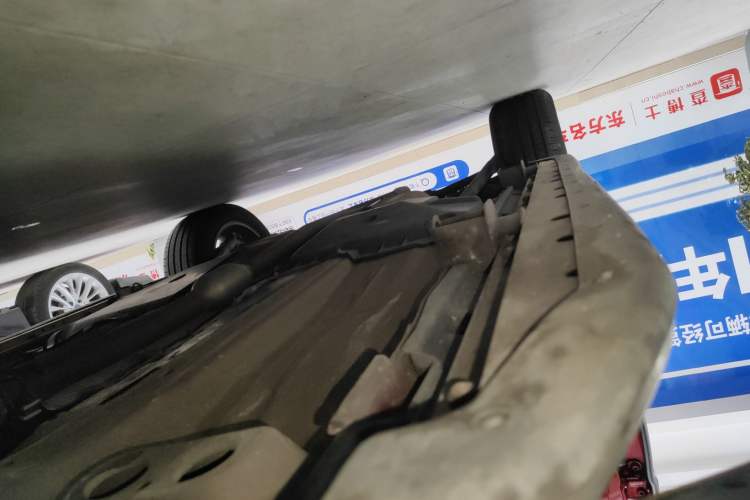 Used Land Rover Range Evoque 2017 2.0T British-Style Prestige Edition Right Side Sill