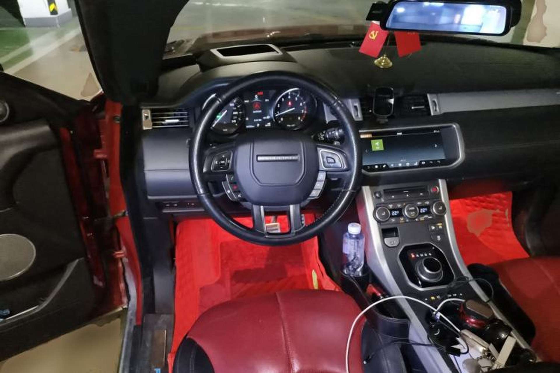 Used Land Rover Range Evoque 2017 2.0T Convertible Edition Steering Wheel
