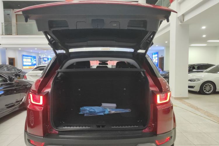 Used Land Rover Range Evoque 2017 2.0T British-Style Prestige Edition Trunk