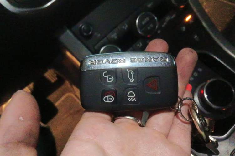 Used Land Rover Range Evoque 2017 2.0T SE Smart Glow Edition Vehicle Key