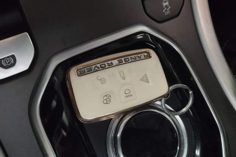 Used Land Rover Range Evoque 2017 2.0T SE Smart Glow Edition Vehicle Key