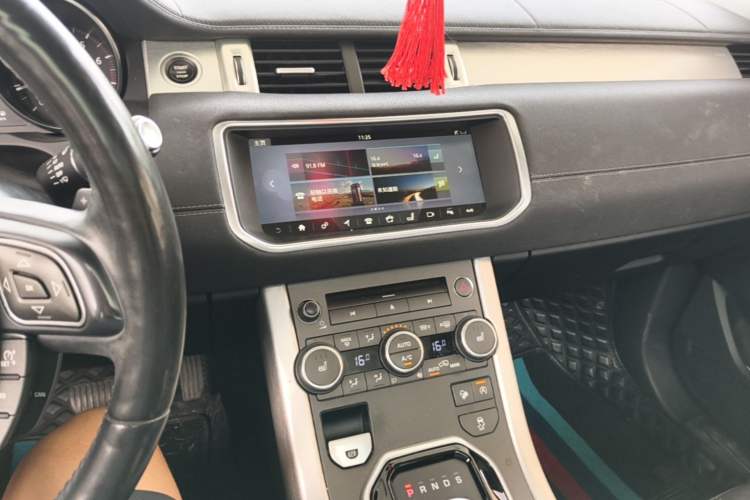 Used Land Rover Range Evoque 2017 2.0T SE PLUS Smart Enjoyment Edition Audio And AC Panel