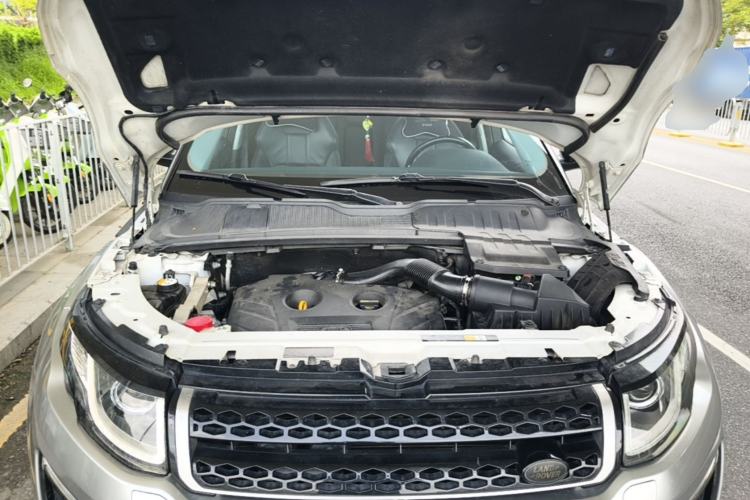 Used Land Rover Range Evoque 2017 2.0T SE PLUS Smart Enjoyment Edition Engine Bay