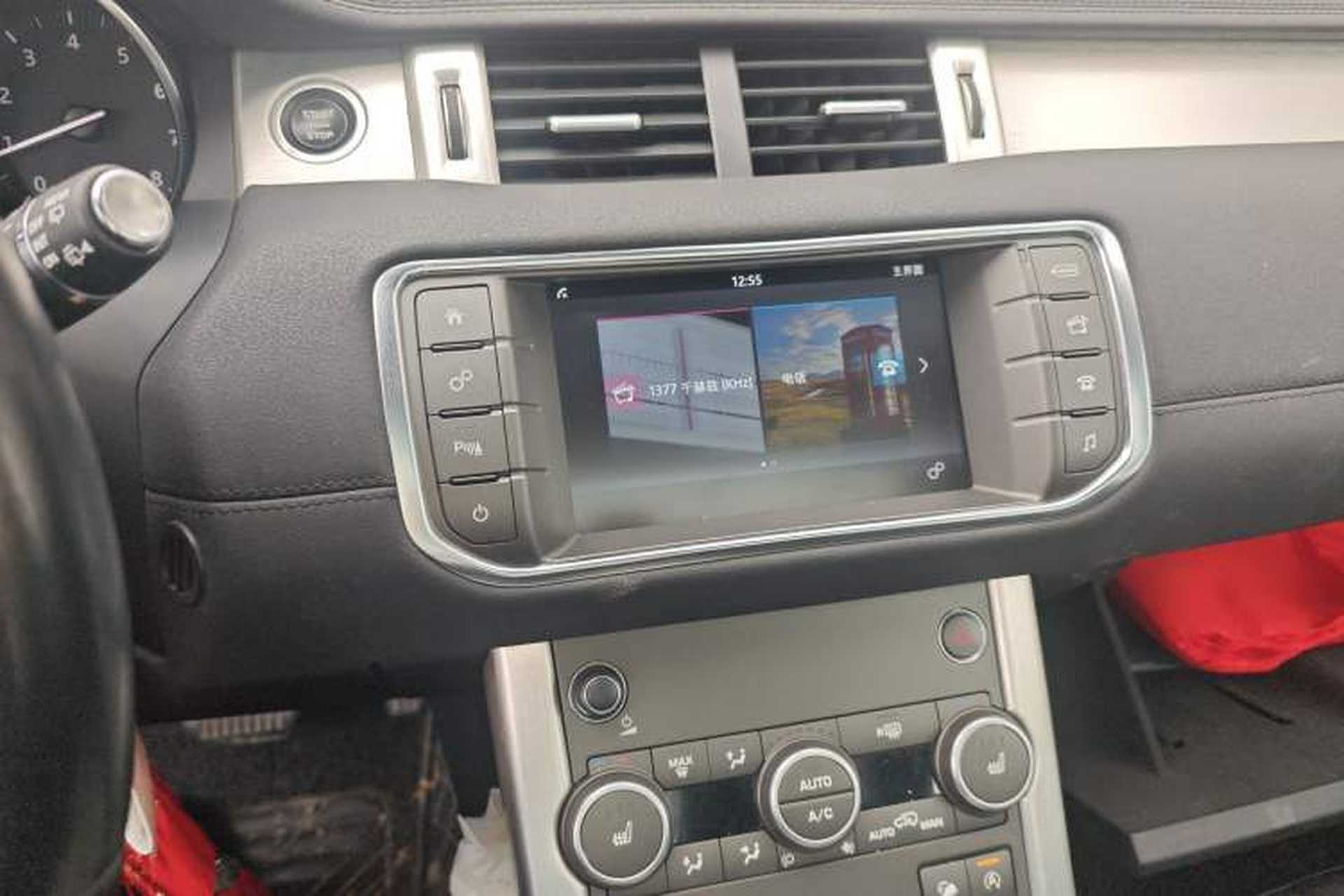 Used Land Rover Range Evoque 2017 2.0T PURE Style Edition Audio And AC Panel