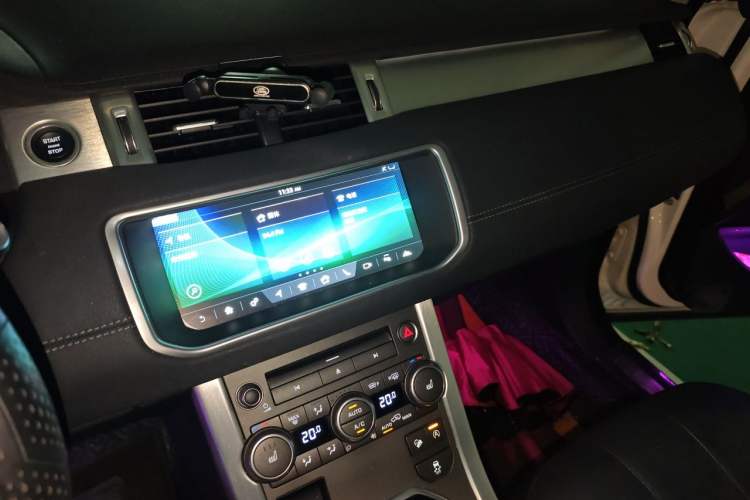 Used Land Rover Range Evoque 2017 2.0T SE PLUS Smart Enjoyment Edition Audio And AC Panel