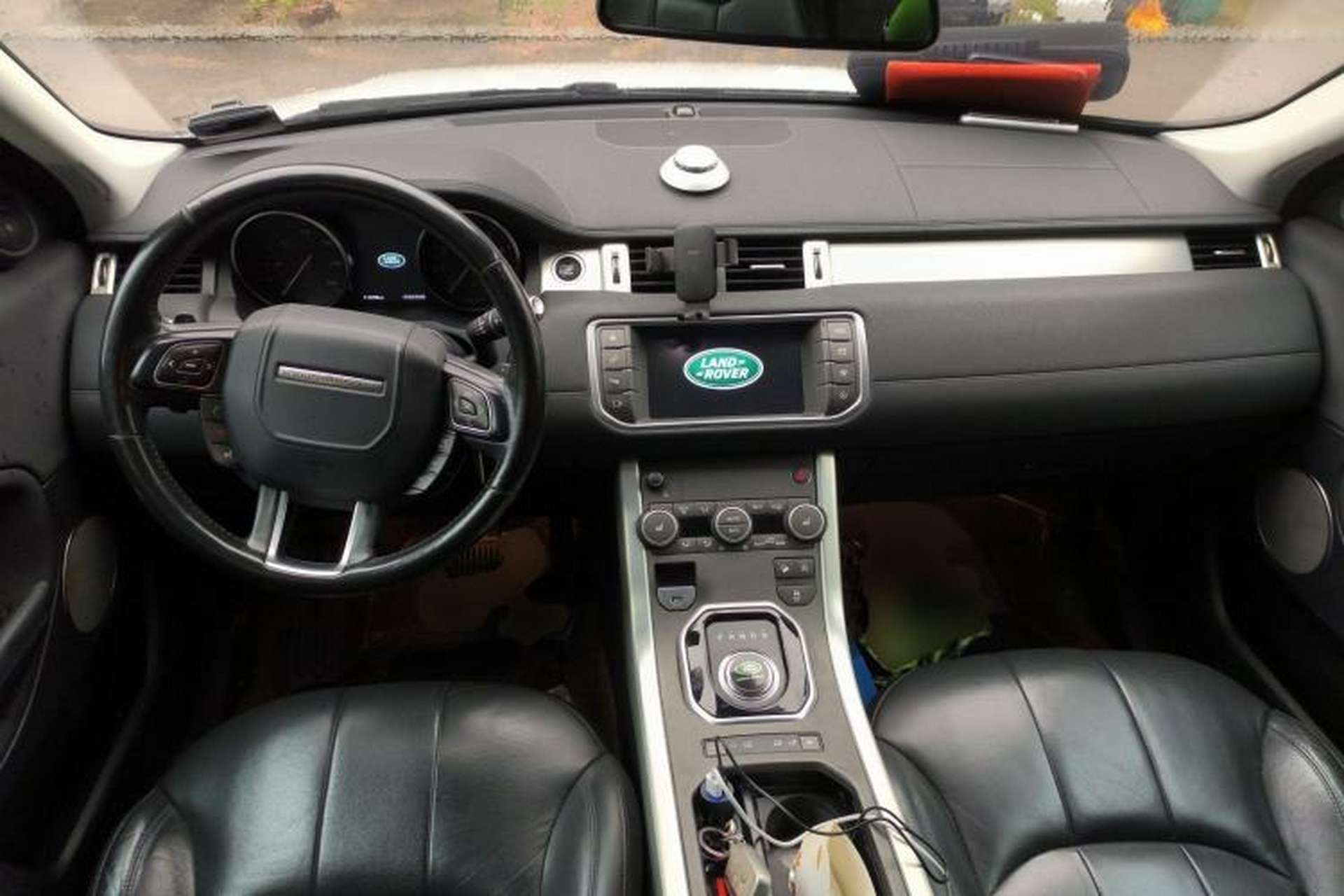 Used Land Rover Range Evoque 2017 2.0T British-Style Prestige Edition Center Console