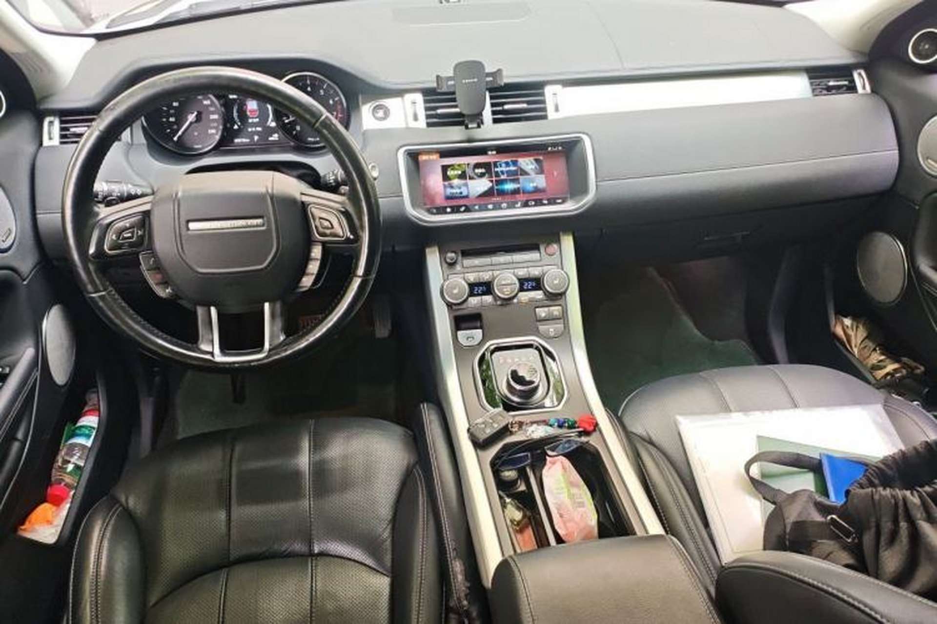 Used Land Rover Range Evoque 2017 2.0T SE PLUS Smart Enjoyment Edition Center Console