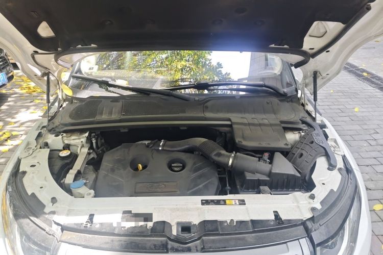 Used Land Rover Range Evoque 2017 2.0T PURE Style Edition Engine Bay