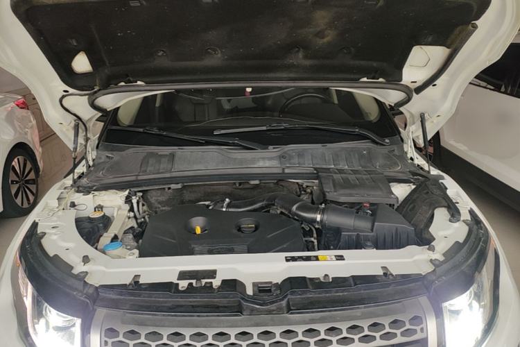 Used Land Rover Range Evoque 2017 2.0T British-Style Prestige Edition Engine Bay