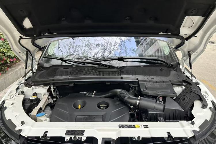 Used Land Rover Range Evoque 2017 2.0T SE PLUS Smart Enjoyment Edition Engine Bay