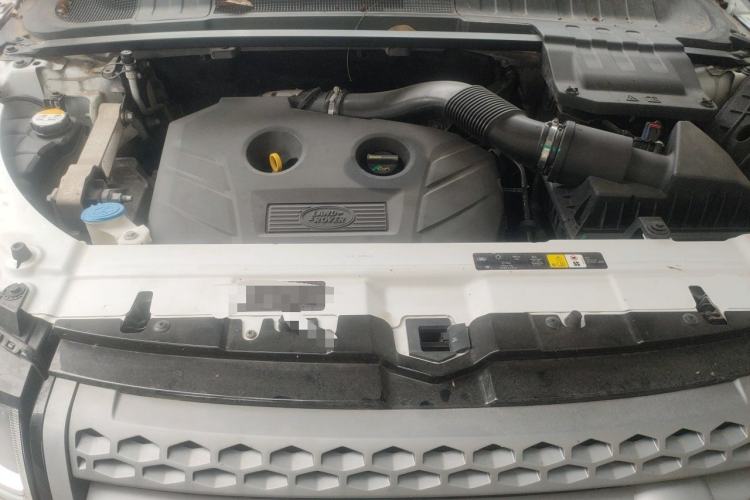 Used Land Rover Range Evoque 2017 2.0T PURE Style Edition Engine Bay