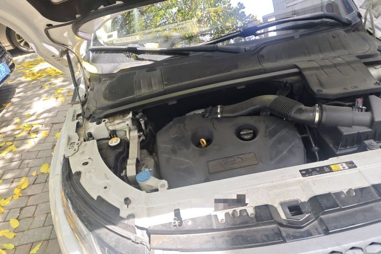 Used Land Rover Range Evoque 2017 2.0T PURE Style Edition Engine Bay Right