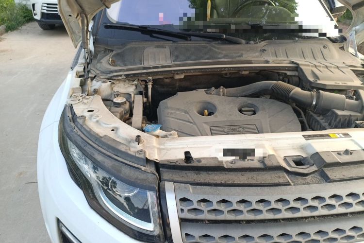 Used Land Rover Range Evoque 2017 2.0T British-Style Prestige Edition Engine Bay Right