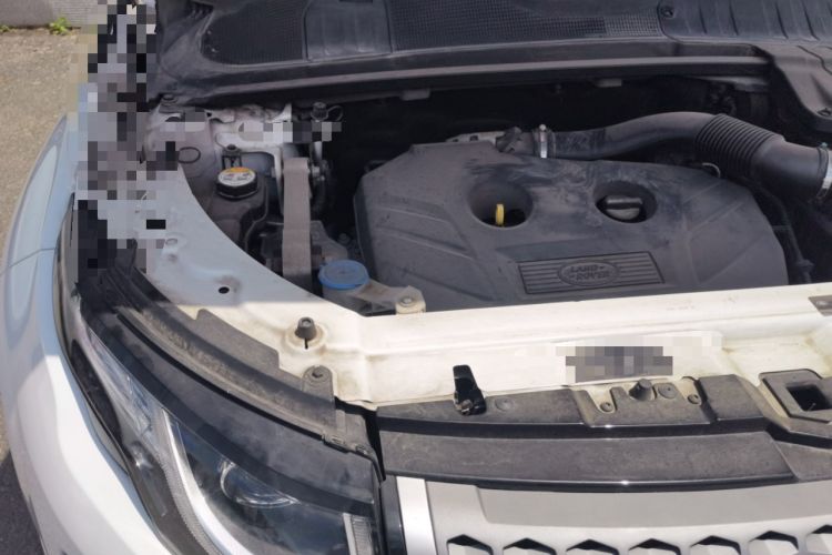 Used Land Rover Range Evoque 2017 2.0T British-Style Prestige Edition Engine Bay Right