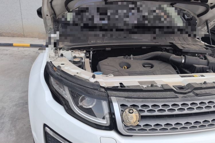 Used Land Rover Range Evoque 2017 2.0T British-Style Prestige Edition Engine Bay Right