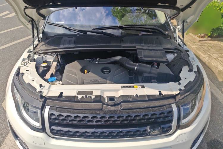 Used Land Rover Range Evoque 2017 2.0T SE PLUS Smart Enjoyment Edition Engine Bay