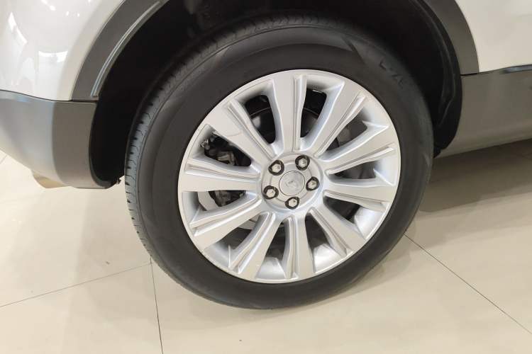 Used Land Rover Range Evoque 2017 2.0T SE Smart Glow Edition Exterior 2