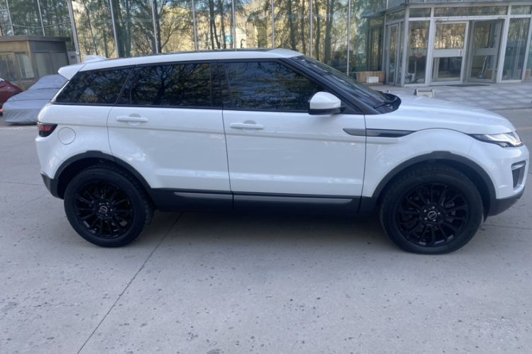 Used Land Rover Range Evoque 2017 2.0T SE Smart Glow Edition Exterior 4