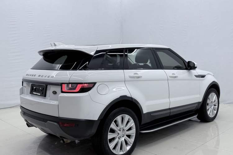 Used Land Rover Range Evoque 2017 2.0T SE Smart Glow Edition Exterior 5