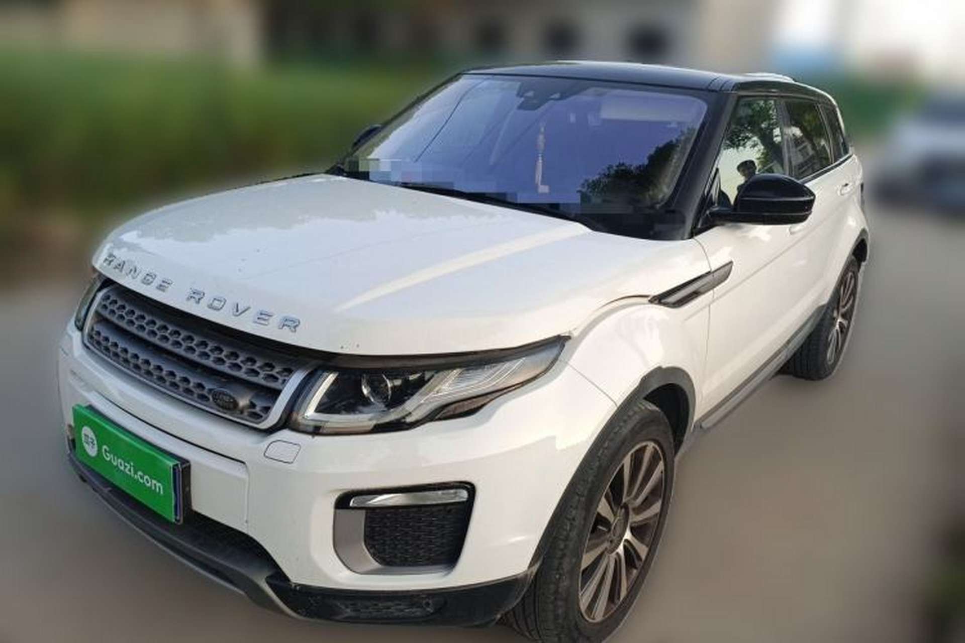 Used Land Rover Range Evoque 2017 2.0T British-Style Prestige Edition Front Left 45 Deg