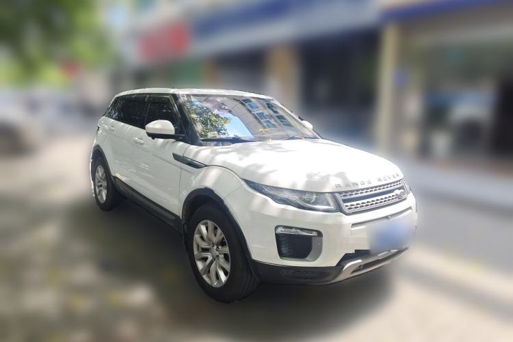 Used Land Rover Range Evoque 2017 2.0T PURE Style Edition Front Right 45 Deg