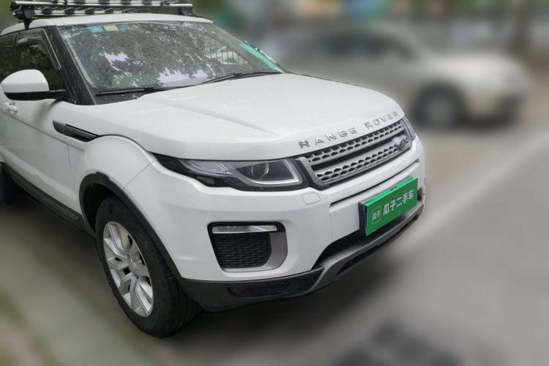 Used Land Rover Range Evoque 2017 2.0T PURE Style Edition Front Right 45 Deg