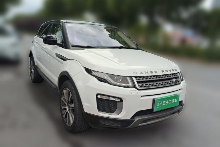 Used Land Rover Range Evoque 2017 2.0T British-Style Prestige Edition Front Right 45 Deg