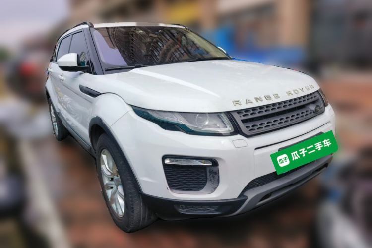 Used Land Rover Range Evoque 2017 2.0T PURE Style Edition Front Right 45 Deg