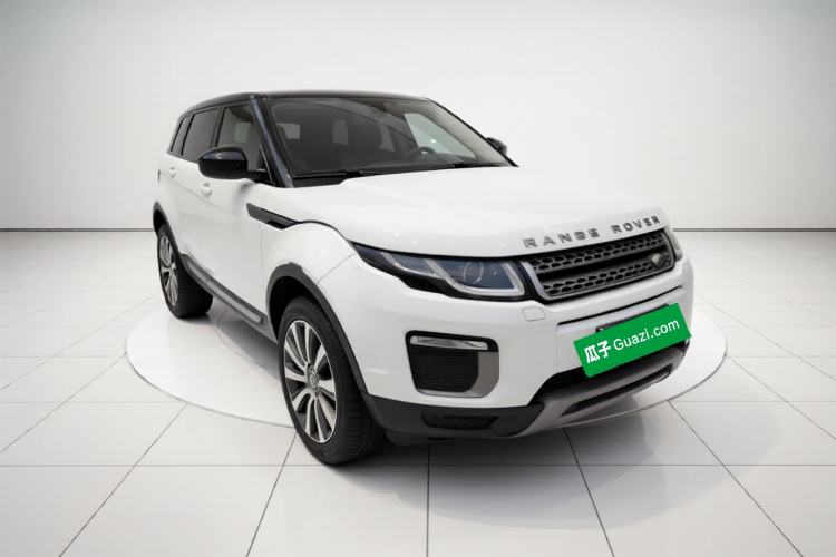 Used Land Rover Range Evoque 2017 2.0T British-Style Prestige Edition Front Right 45 Deg