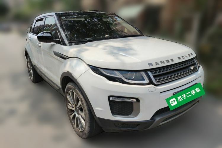 Used Land Rover Range Evoque 2017 2.0T British-Style Prestige Edition Front Right 45 Deg