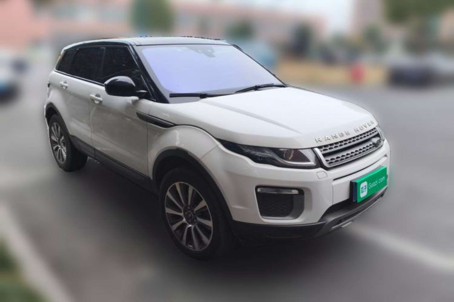 Used Land Rover Range Evoque 2017 2.0T British-Style Prestige Edition Front Right 45 Deg