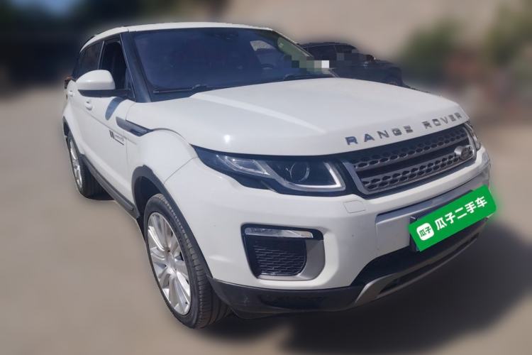Used Land Rover Range Evoque 2017 2.0T SE Smart Glow Edition Front Right 45 Deg