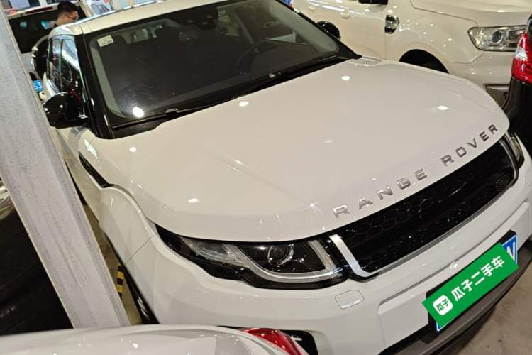 Used Land Rover Range Evoque 2017 2.0T SE PLUS Smart Enjoyment Edition Front Right 45 Deg
