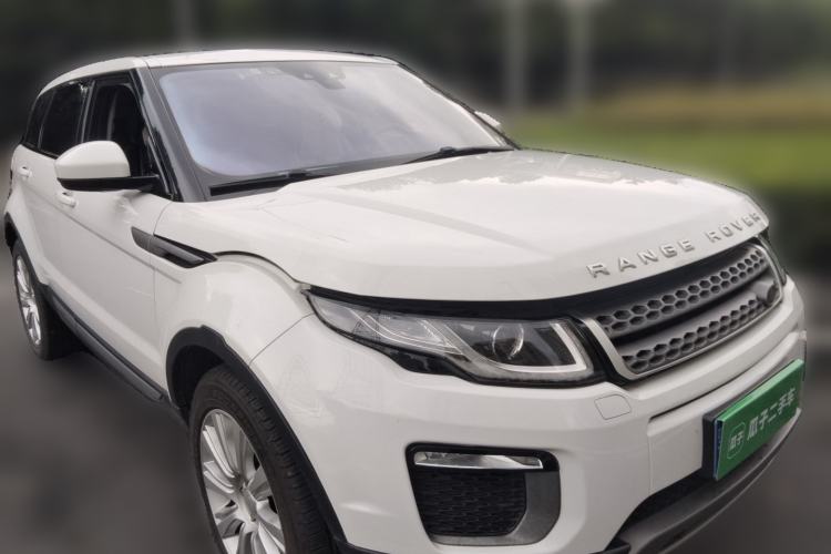 Used Land Rover Range Evoque 2017 2.0T SE Smart Glow Edition Front Right 45 Deg