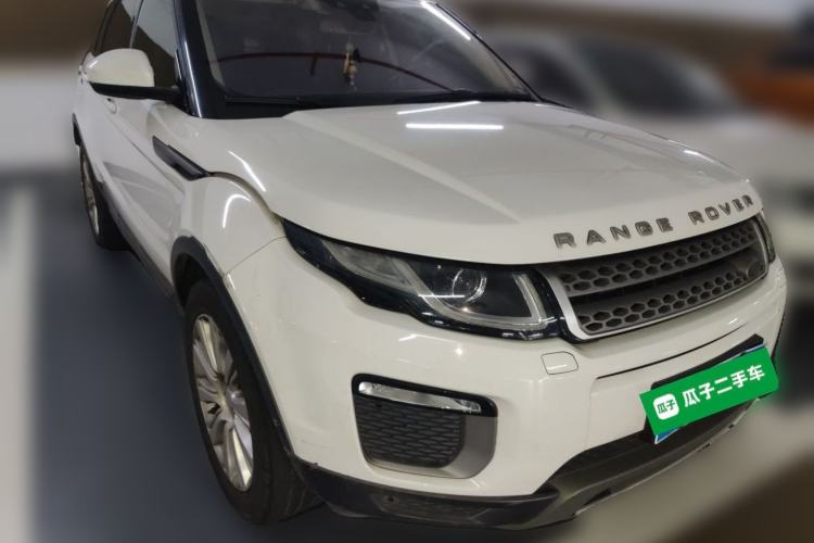 Used Land Rover Range Evoque 2017 2.0T SE Smart Glow Edition Front Right 45 Deg