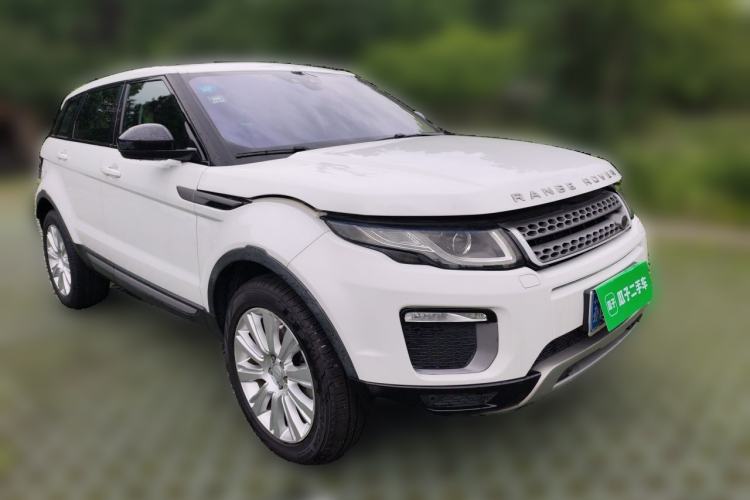 Used Land Rover Range Evoque 2017 2.0T SE Smart Glow Edition Front Right 45 Deg
