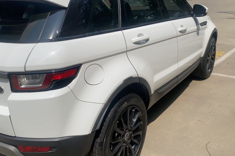 Used Land Rover Range Evoque 2017 2.0T SE Smart Glow Edition Front