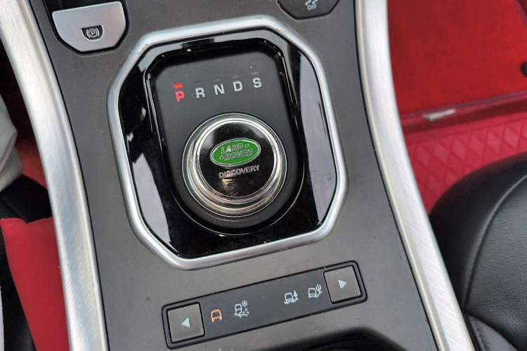 Used Land Rover Range Evoque 2017 2.0T SE Smart Glow Edition Gear Lever