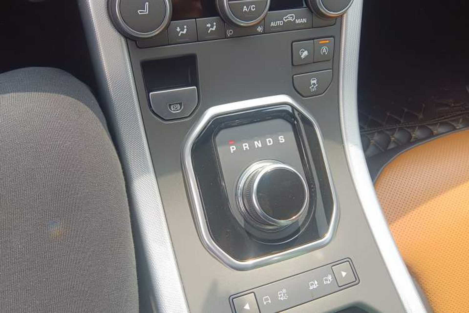 Used Land Rover Range Evoque 2017 2.0T Convertible Edition Gear Lever