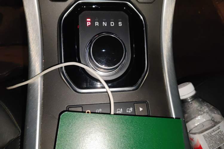Used Land Rover Range Evoque 2017 2.0T British-Style Prestige Edition Gear Lever
